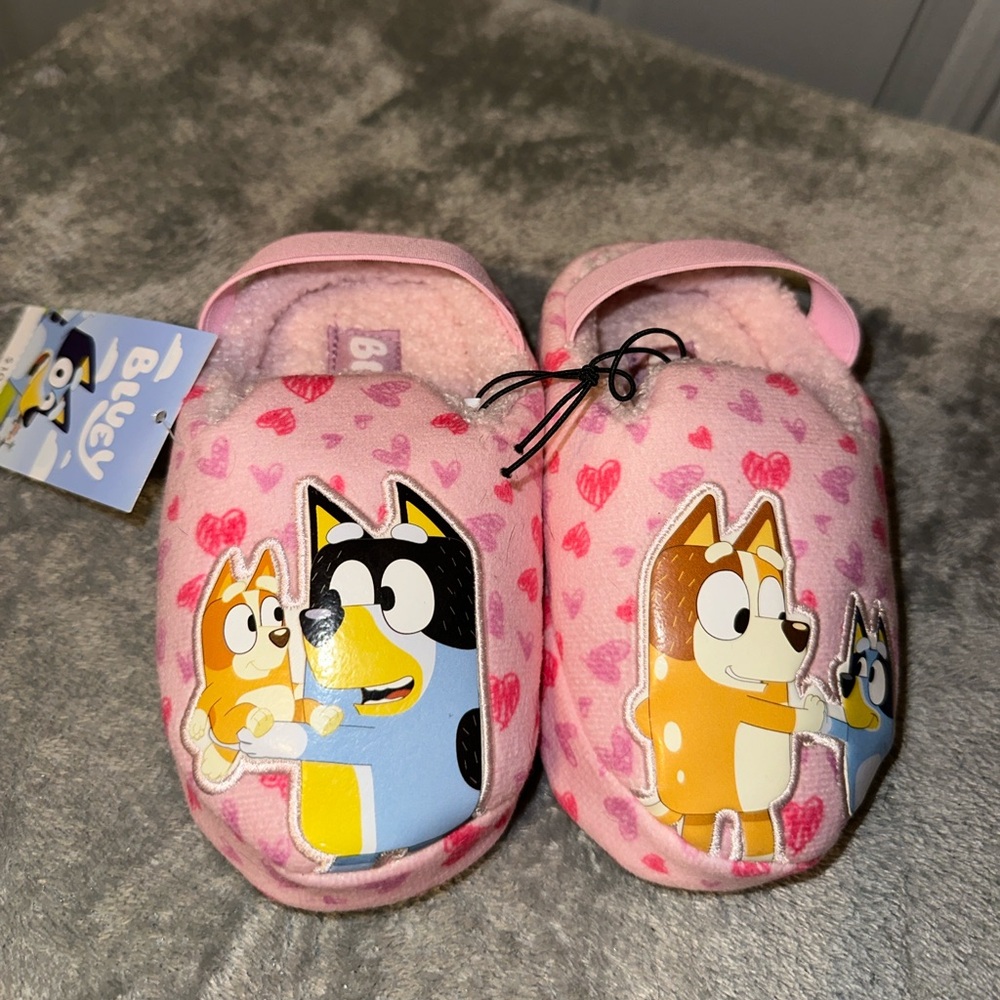 Bluey Pink Slippers Girls Sz 7/8